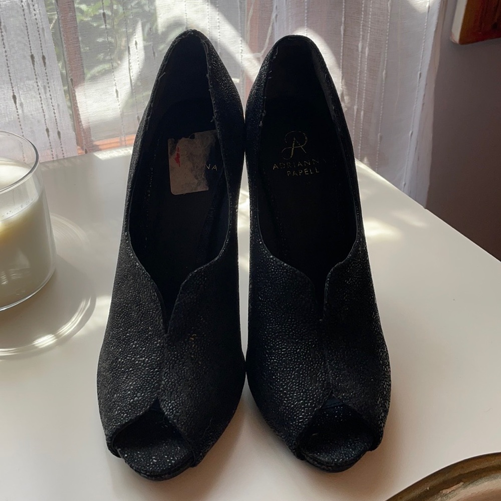 Adrianna Papell Textured Size 8.5 Black Peep Toe